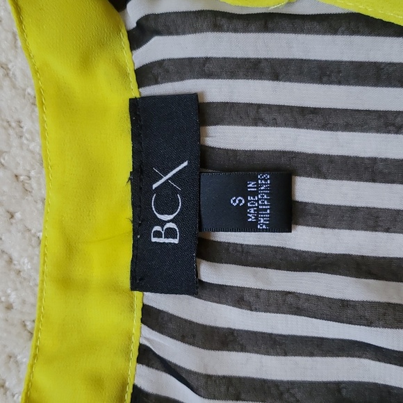 BCX Sheer Top, Size S, Long Sleeves, Striped Black&White with Yellow Detail. - Picture 9 of 12